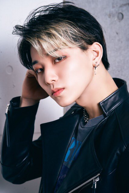 ONE N' ONLY HAYATO 高尾颯斗 サイン入り生写真 022 ONE N' ONLY