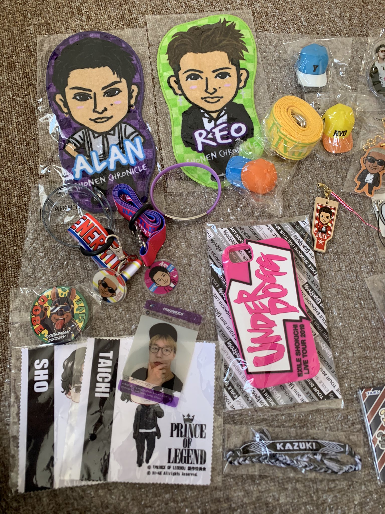 FANTASTICS 木村慧人 クッション 直筆 サイン 居酒屋えぐざいる