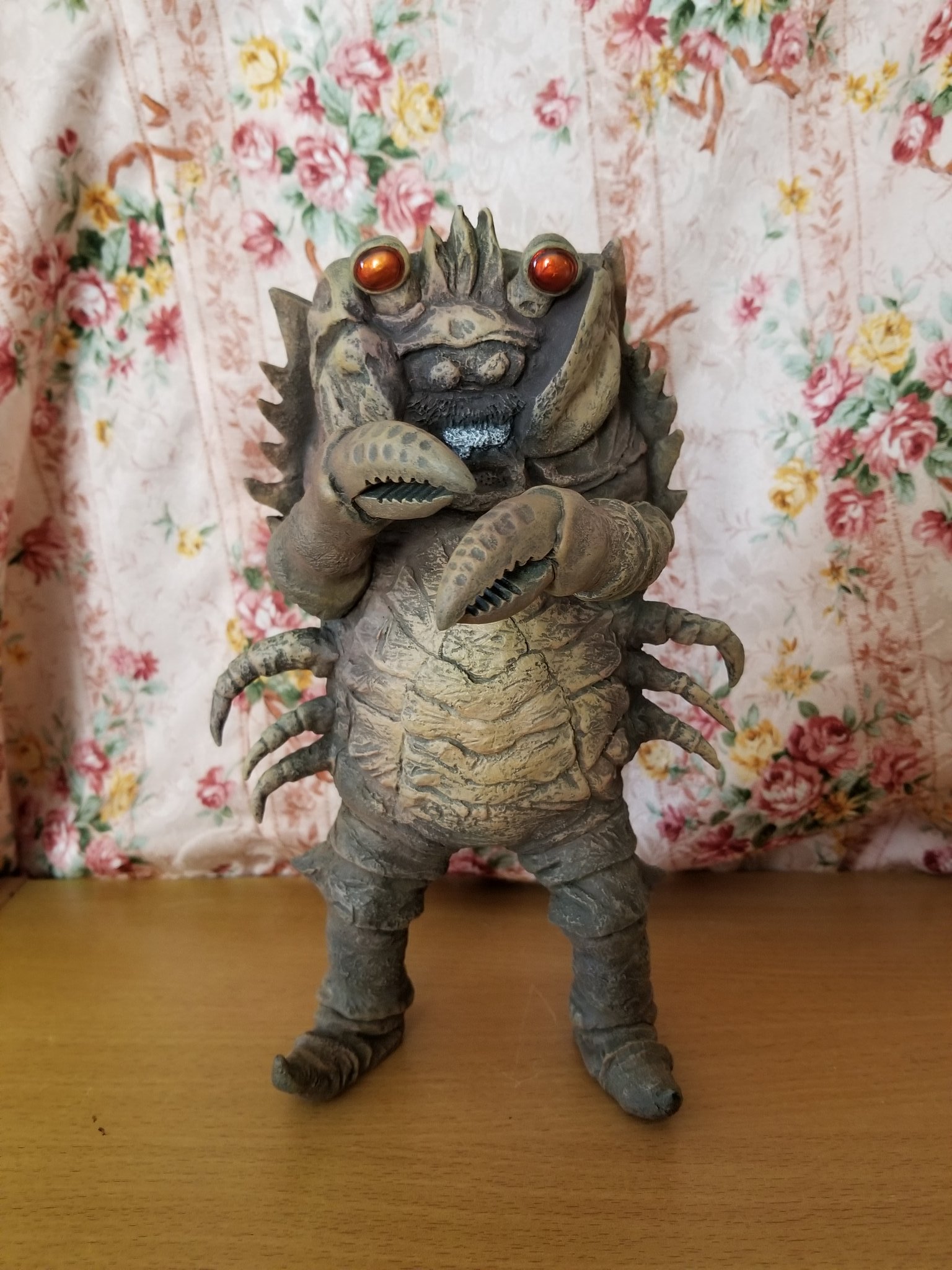 mP972a [人気] エクスプラス 大怪獣シリーズ カニ座怪獣 ザニカ 帰っ