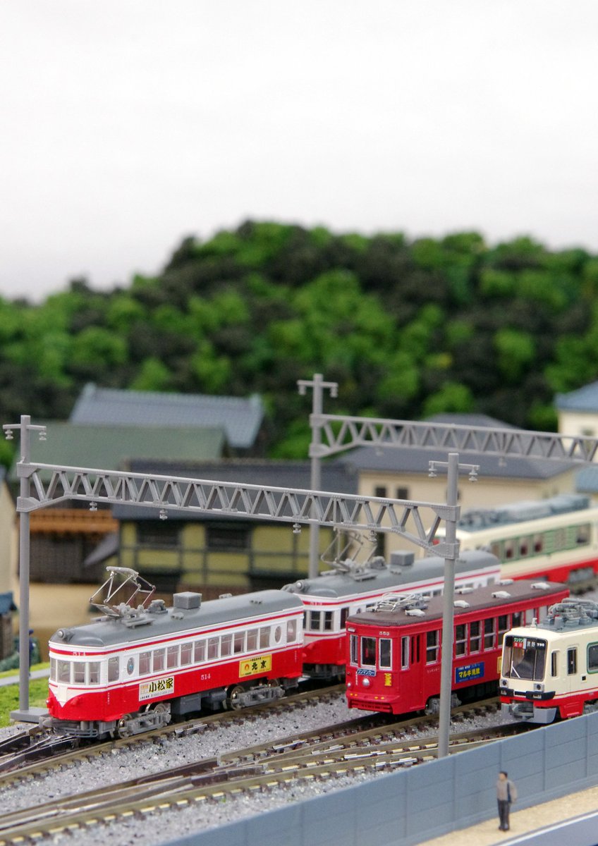 ツイッターでつくる鉄道写真展 15年前の今夜、岐阜の路面電車が