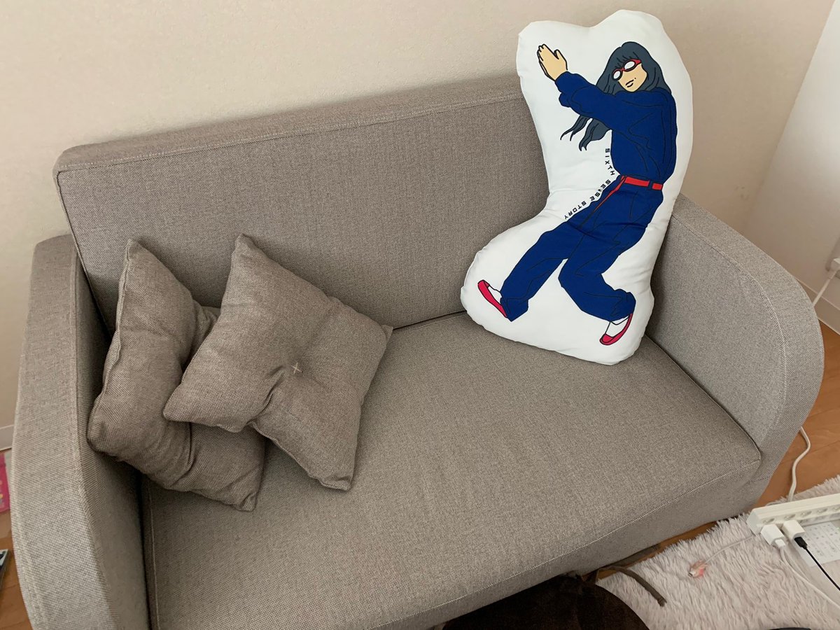 あいみょん抱きしめて離さないクッション あいみょん グッズ 瞬間的