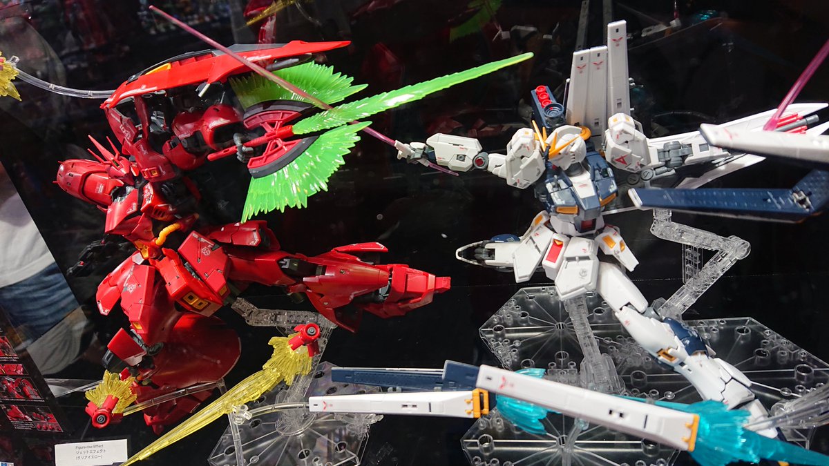 RG νガンダム ニューガンダム ＆ サザビー 2体セット！ 未組み立て