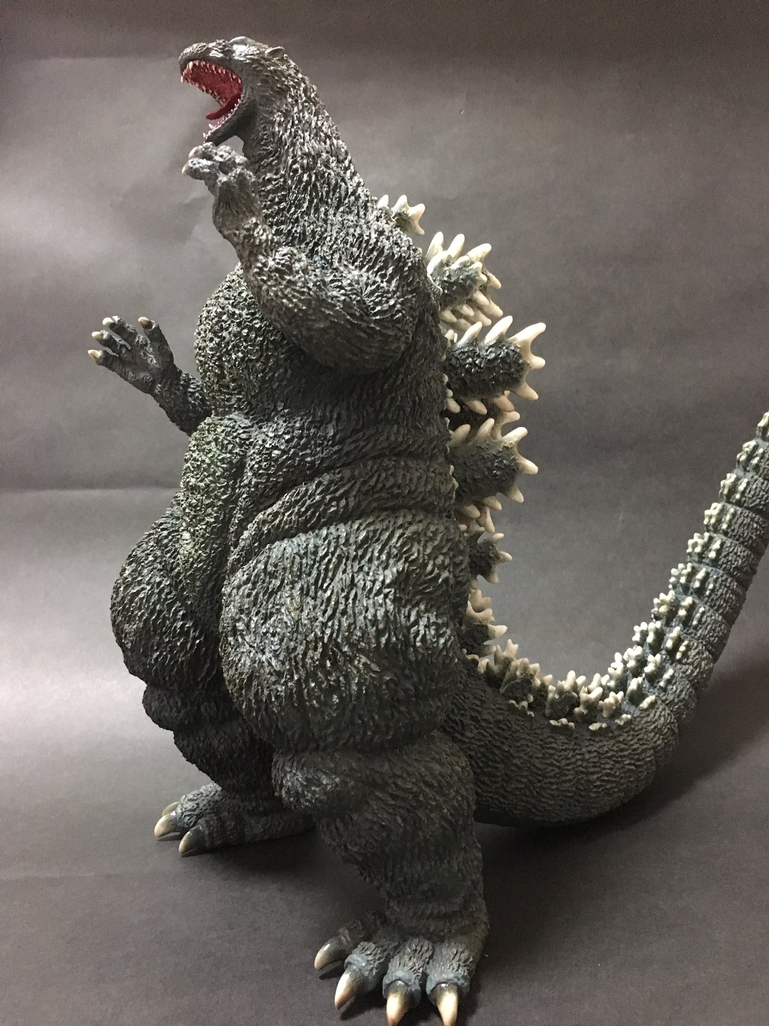 酒井ゆうじ造形工房 30cmゴジラ1995 香港上陸 オールクリアレジンキット