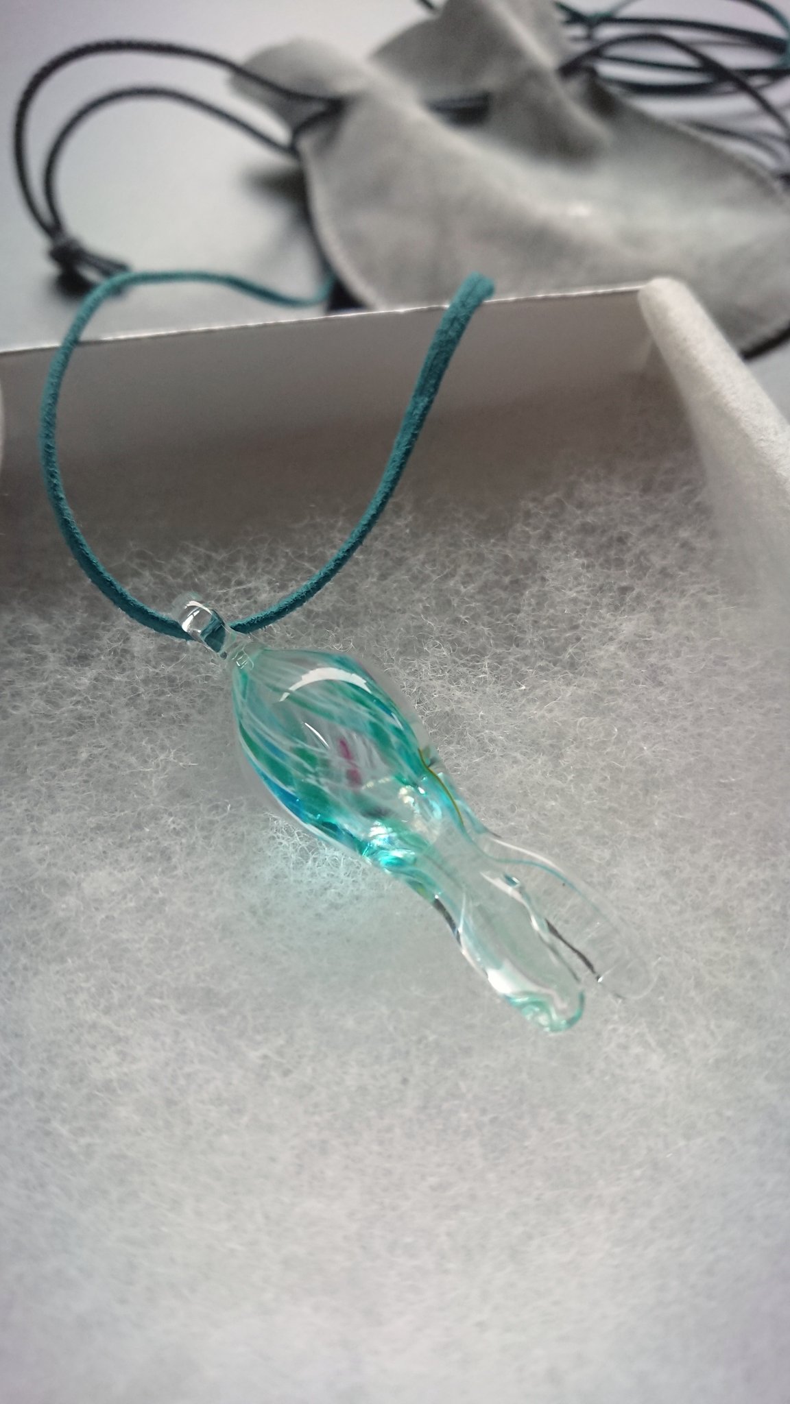 希少 天気の子 天気の子展 水のさかなネックレス 【公式通販】