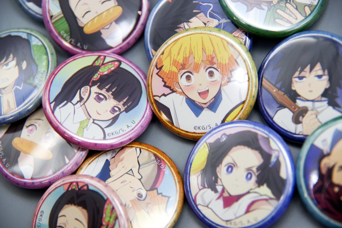 鬼滅の宴発売記念 キメツ学園カフェ ・ 32mmランダムくじ引き缶バッジ