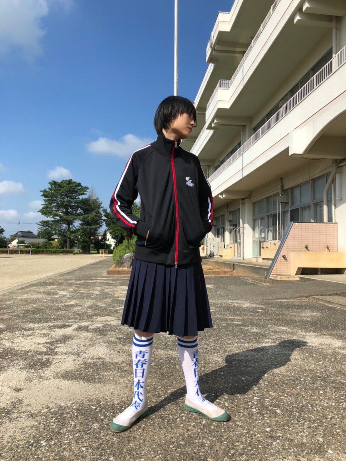 新しい学校のリーダーズ スタジャン 完売品 Lサイズ AGスタジャン