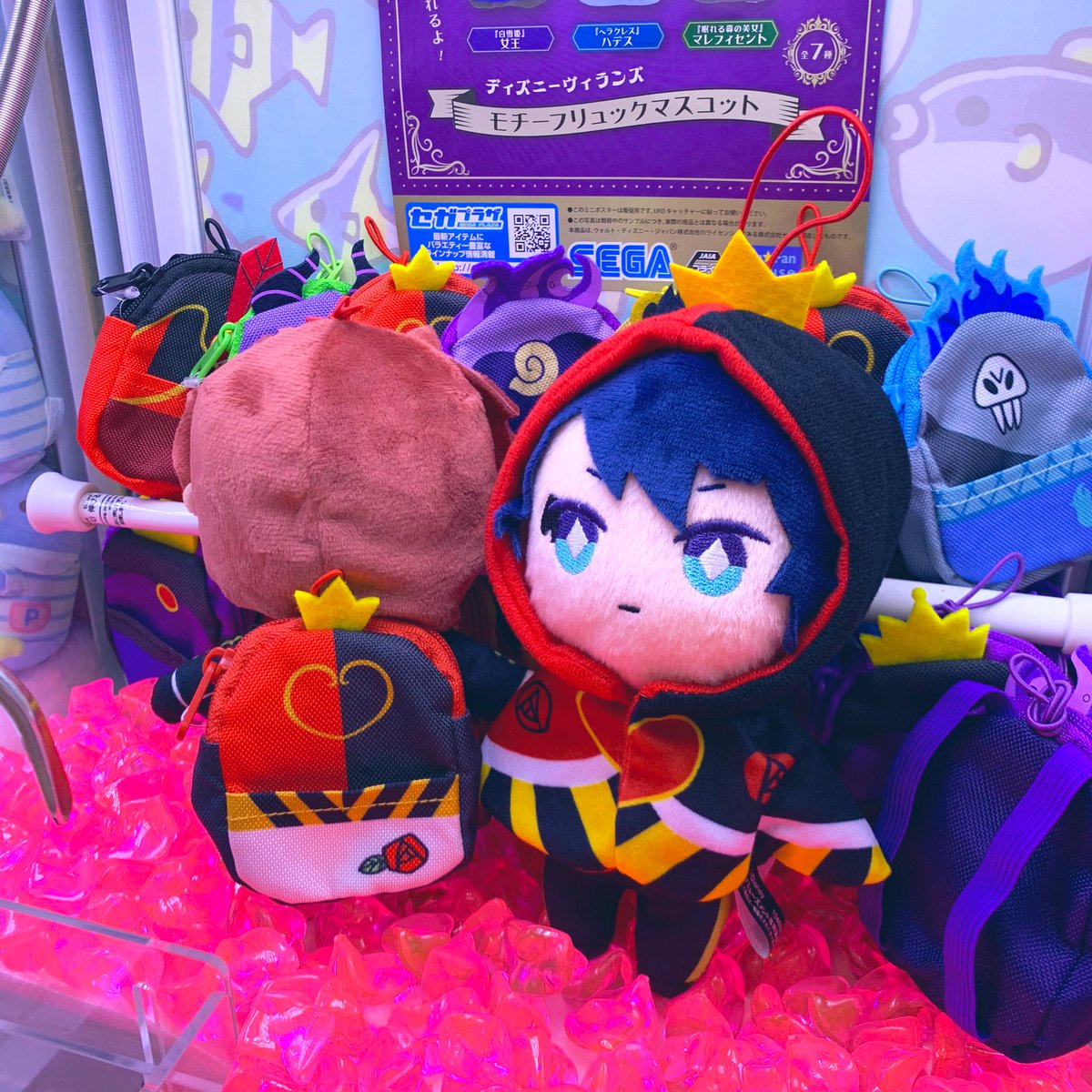 ディズニーヴィランズ フード付ぬいぐるみケープ モチーフリュック