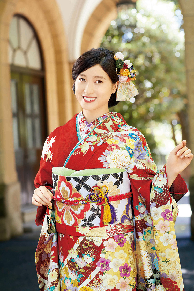 お知らせ】 土屋太鳳ちゃん表紙の『最新振袖カタログ』が完成しました