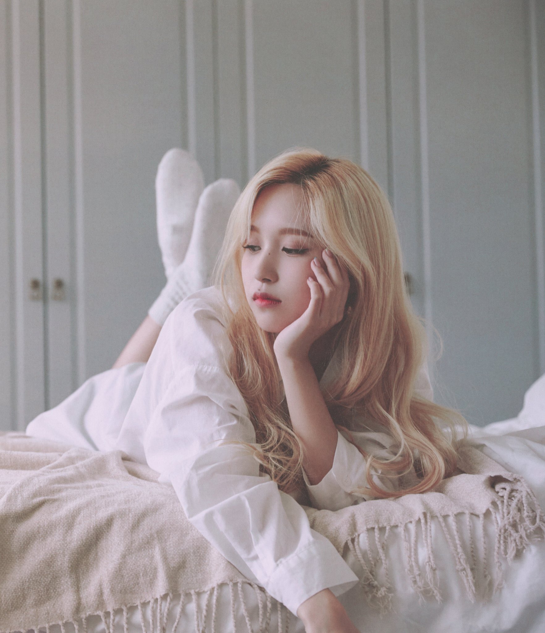 TWICE ミナ1st写真集「Yes I am Mina」pink ver TWICE Yes I am mina