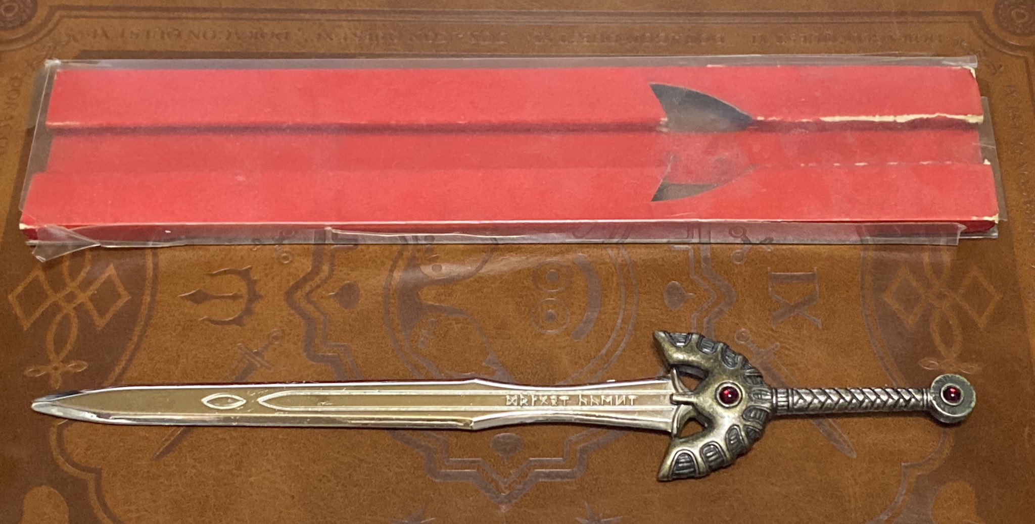 ロトの剣 ペーパーナイフ（ドラゴンクエスト）