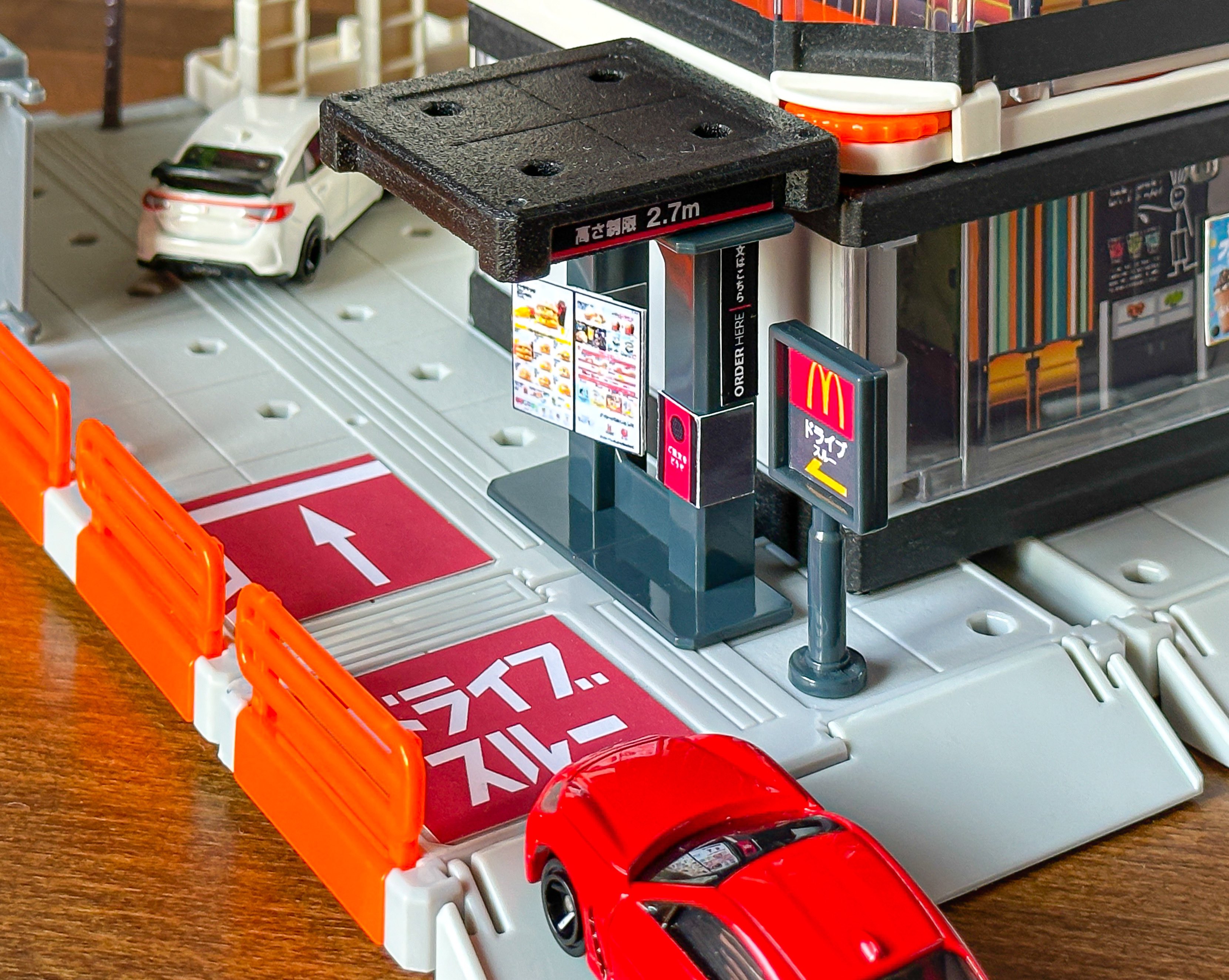 トミカ トミカタウン 新品 マクドナルド ドライブスルー