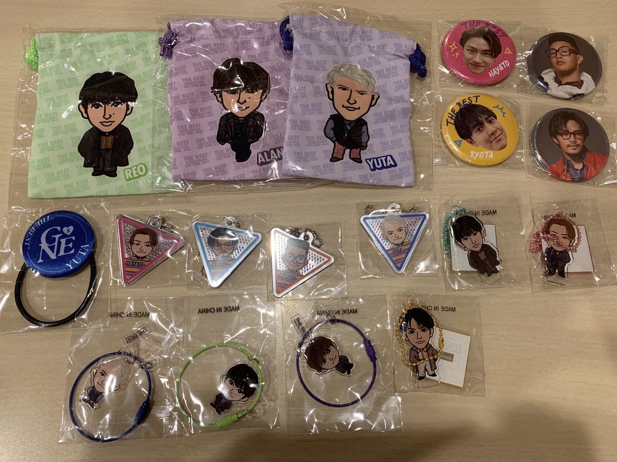 白濱亜嵐 EXILE GENERATIONS 直筆サイン入り 特大 缶バッジ 【公式通販