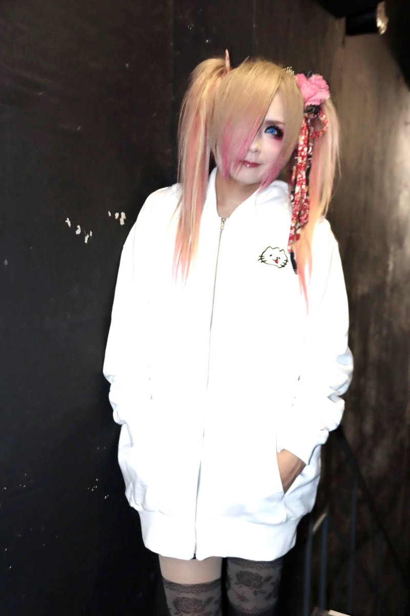 己龍 一色日和 にゃん吉 パーカー 己龍 一色日和 にゃん吉 パーカー