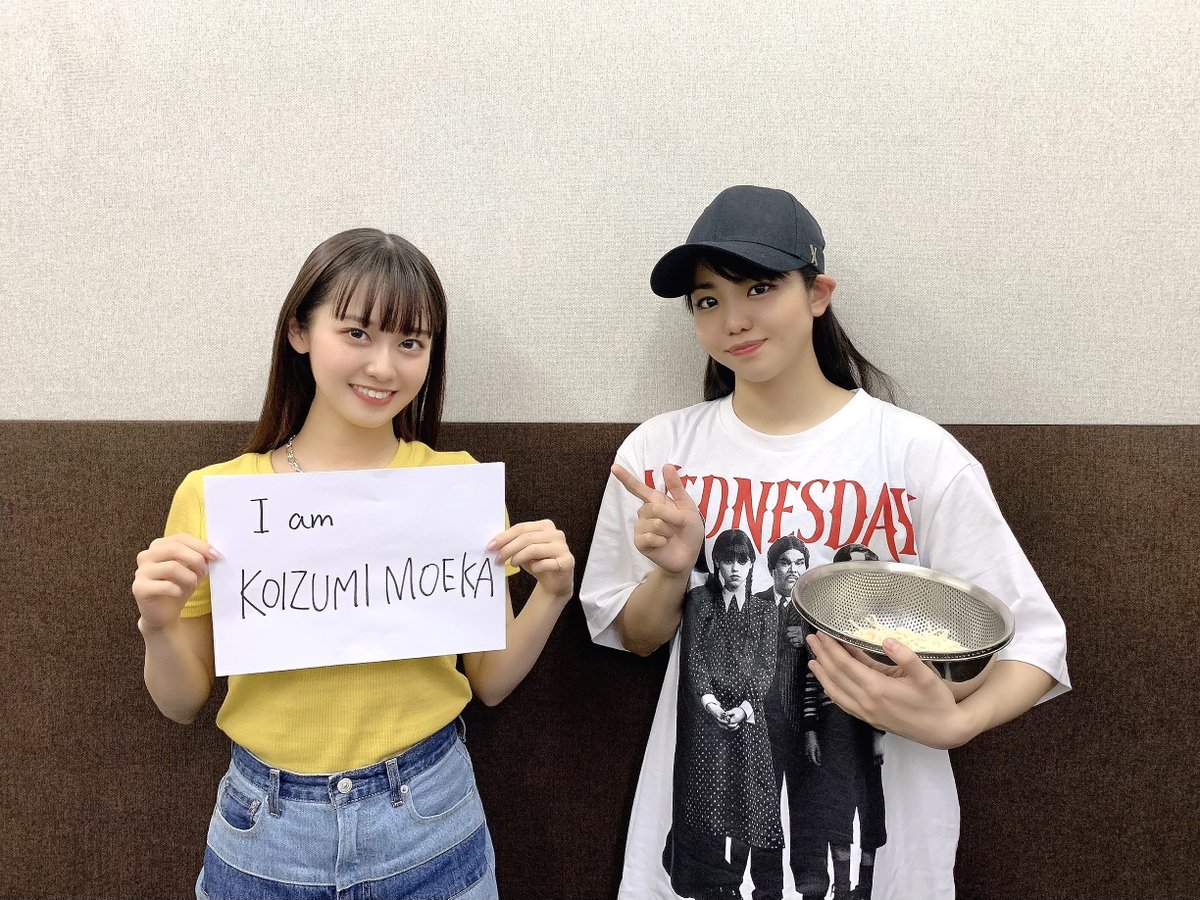 佐藤日向・小泉萌香のバトってダイナソー サイン入りチェキ Amazon.co