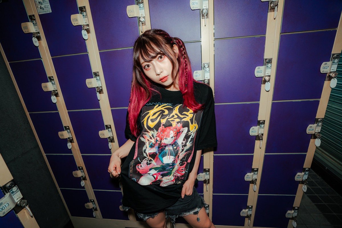 💥着用写真📢】 💖🆕「偉人Tシャツ」🆕💖 ☑️Vo.ユキナ(149cm