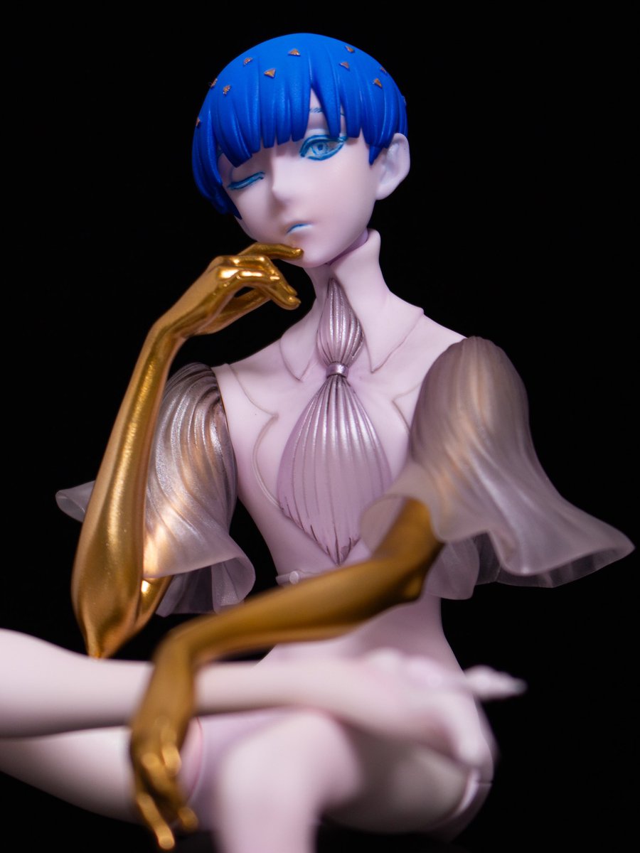 宝石の国』砕けるアンタークチサイトを再現したフィギュアが