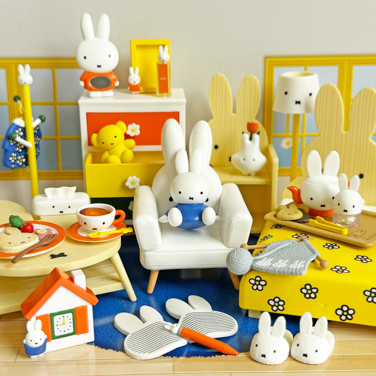 こだわりが詰めこまれた家具や雑貨のミニチュアフィギュア「miffy room