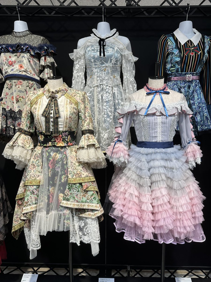 AKB48 大衣装展 OUTDOORコラボ ポーチ 11月のアンクレット AKB48大衣装