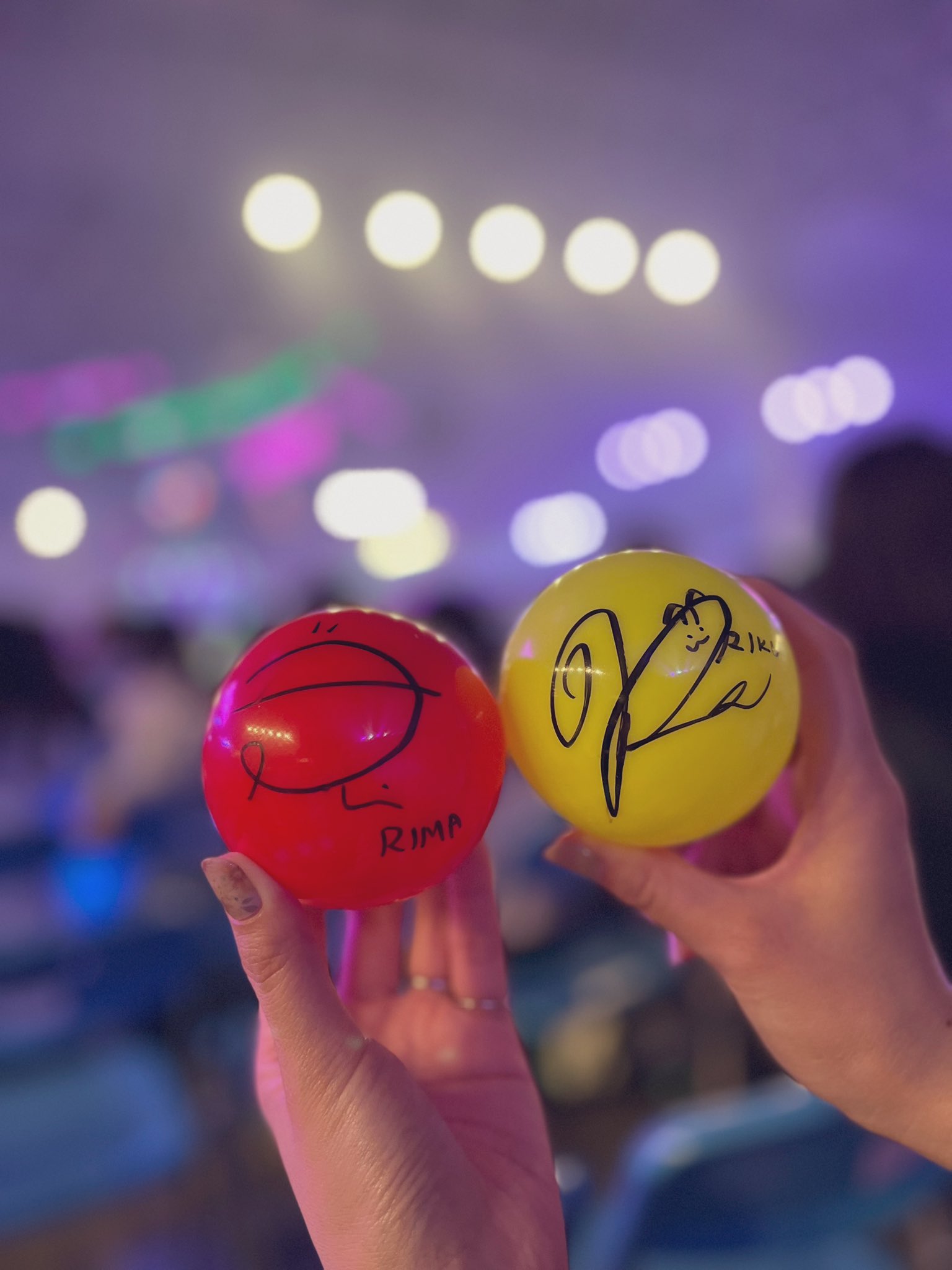 N**様 NiziU サインボール リクAWAKE N**様 NiziU サインボール リクAWAKE