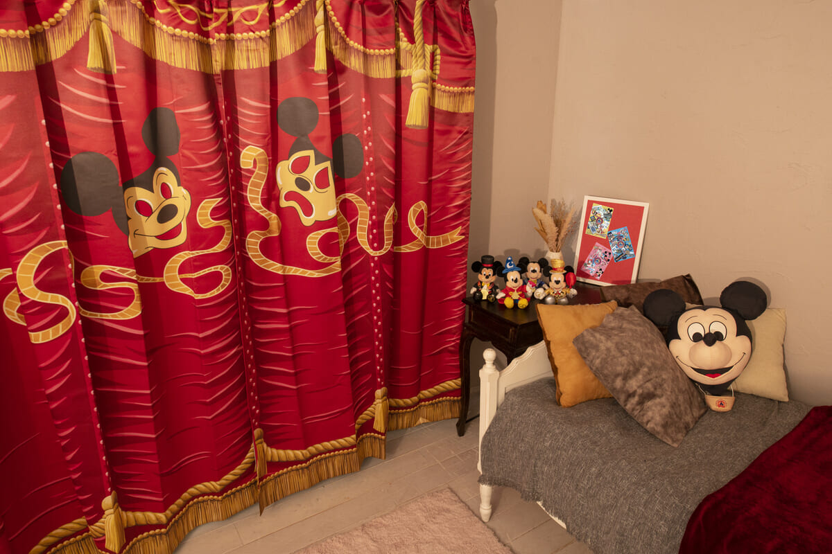 東京ディズニーリゾート カーテン 2枚入り ミッキーマウスレビュー