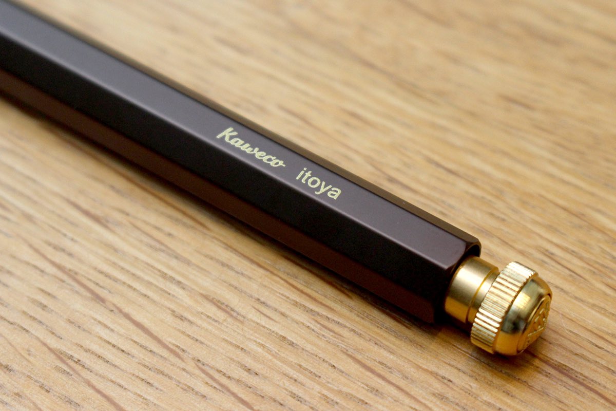 限定品情報】 #カヴェコスペシャル の伊東屋限定カラーを発売！ その名