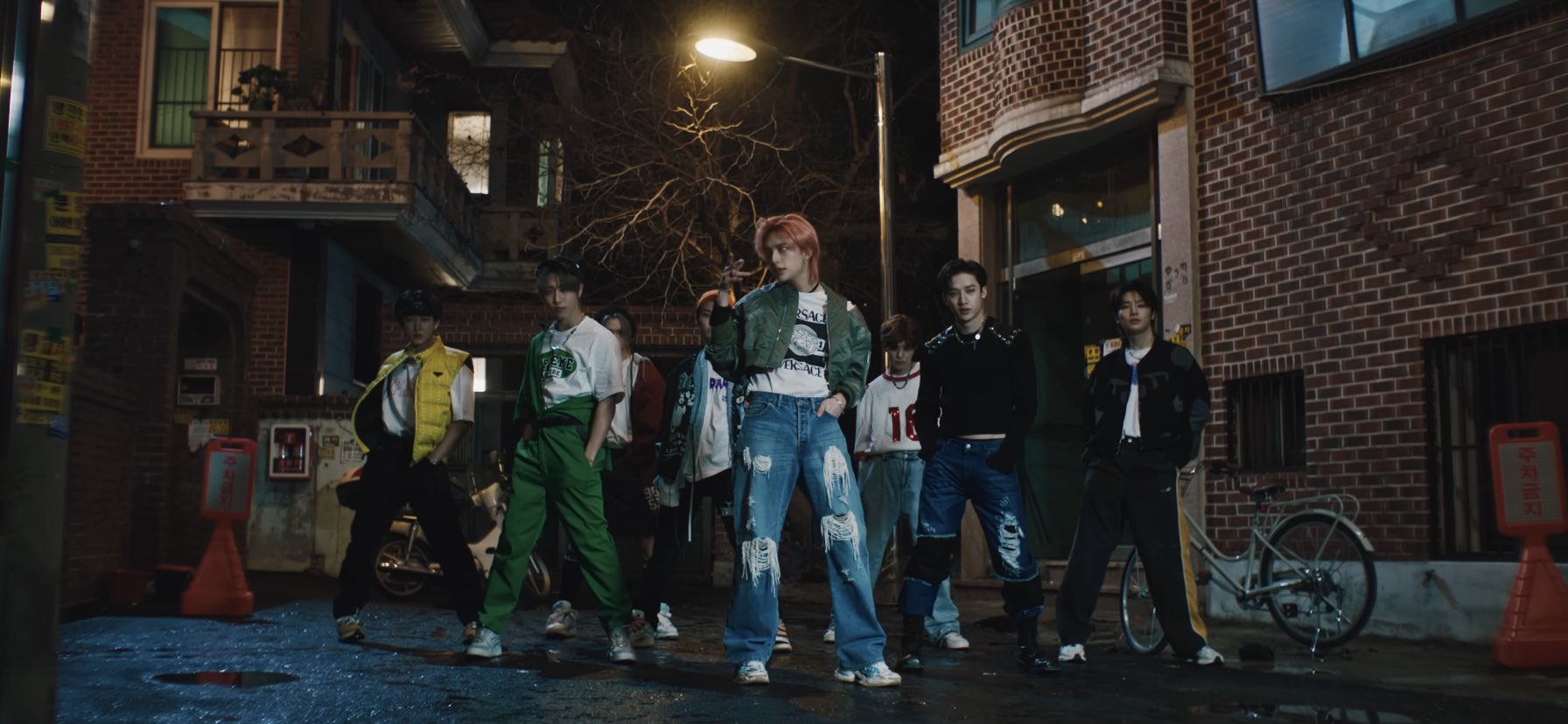 Stray Kids 3rdAlbum 5-STAR 특 トゥク s-class STRAY KIDS OFFICIAL