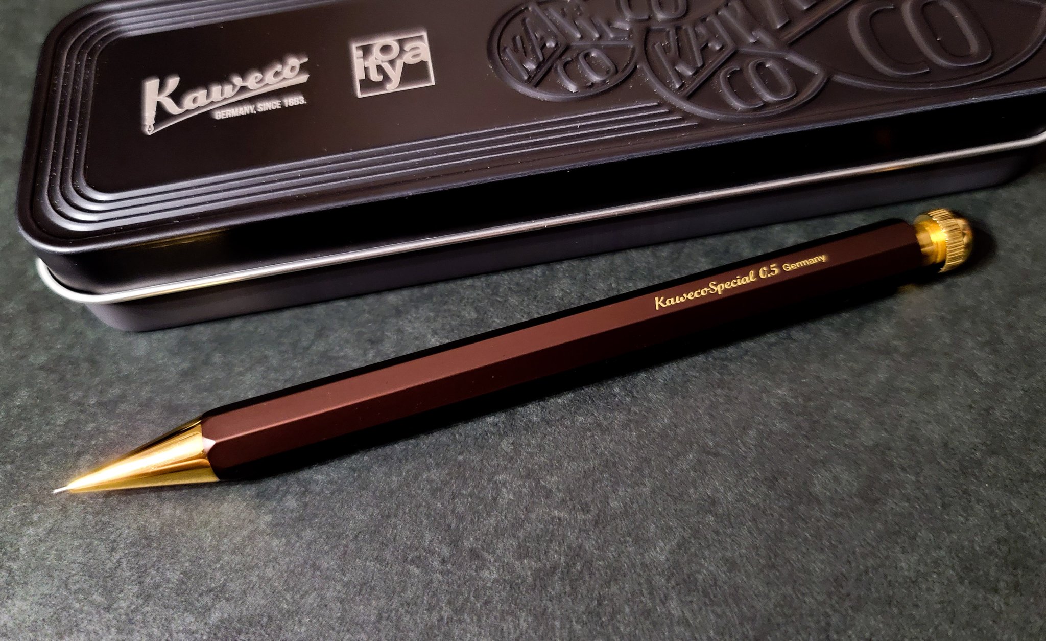 伊東屋 カヴェコスペシャル オリーブブラウン シャーペン 伊東屋限定