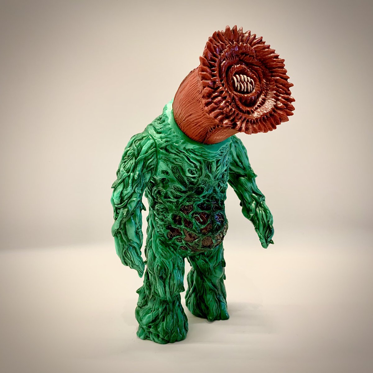 ソフビ 暗黒エンターテイメント 植物怪獣 乙式 ビオランテ ゴジラ 墓場