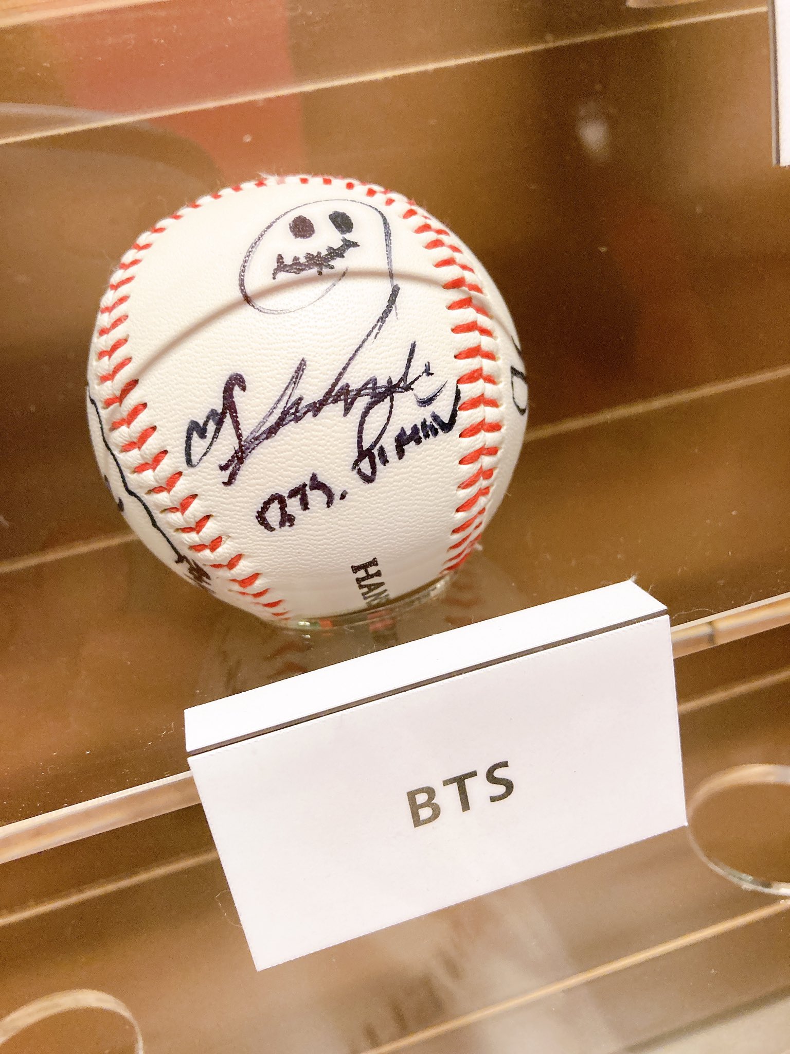 BTSテテ テヒョン サインボール 【公式通販】