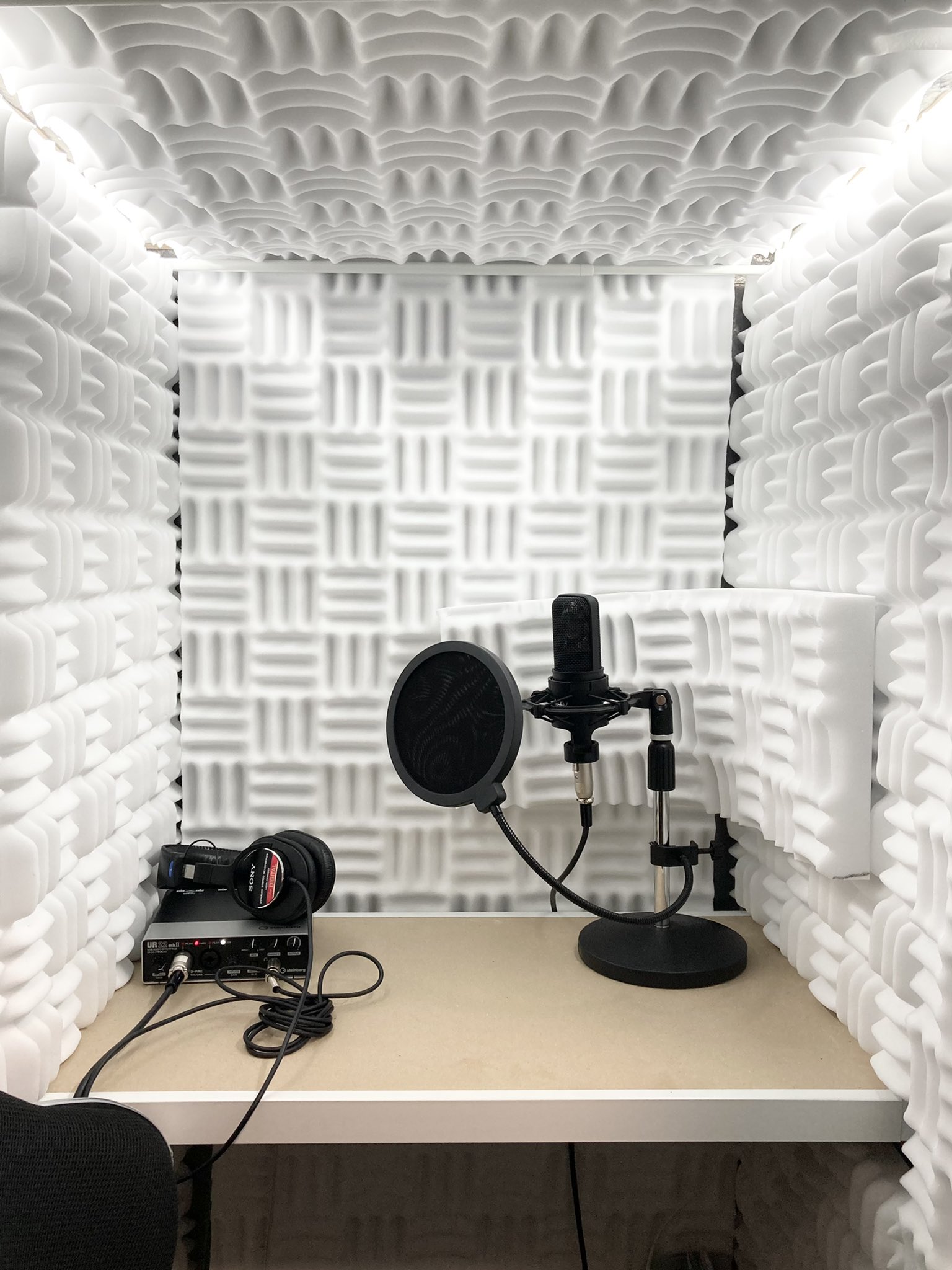 だんぼっち ベーシックタイプ 個人用ダンボール防音室 簡易防音室