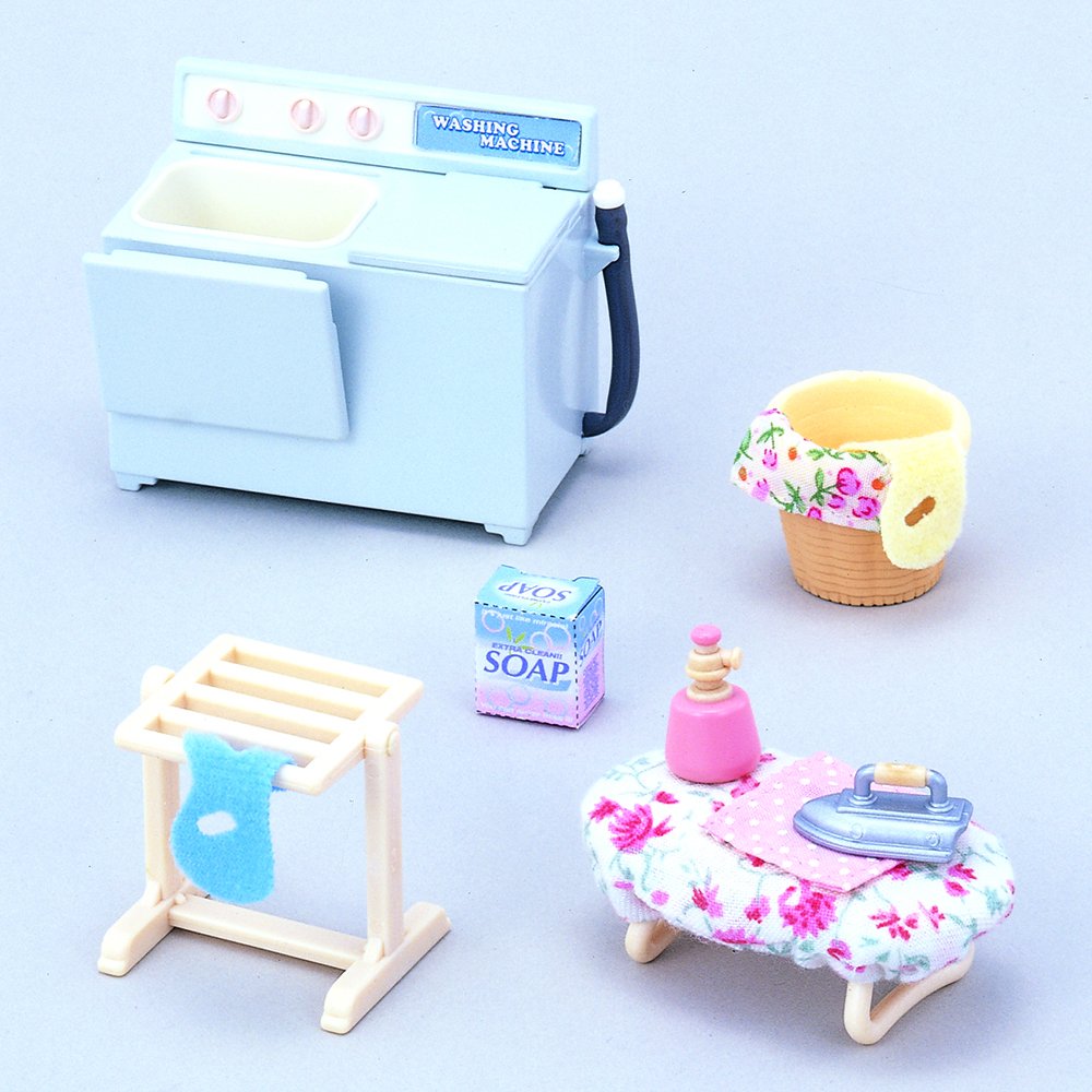 こちらは1997年に登場した、二層式の洗濯機です！ 現在では、ドラム式