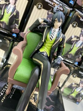 ディズニー ツイステッドワンダーランド プレミアムグレイス