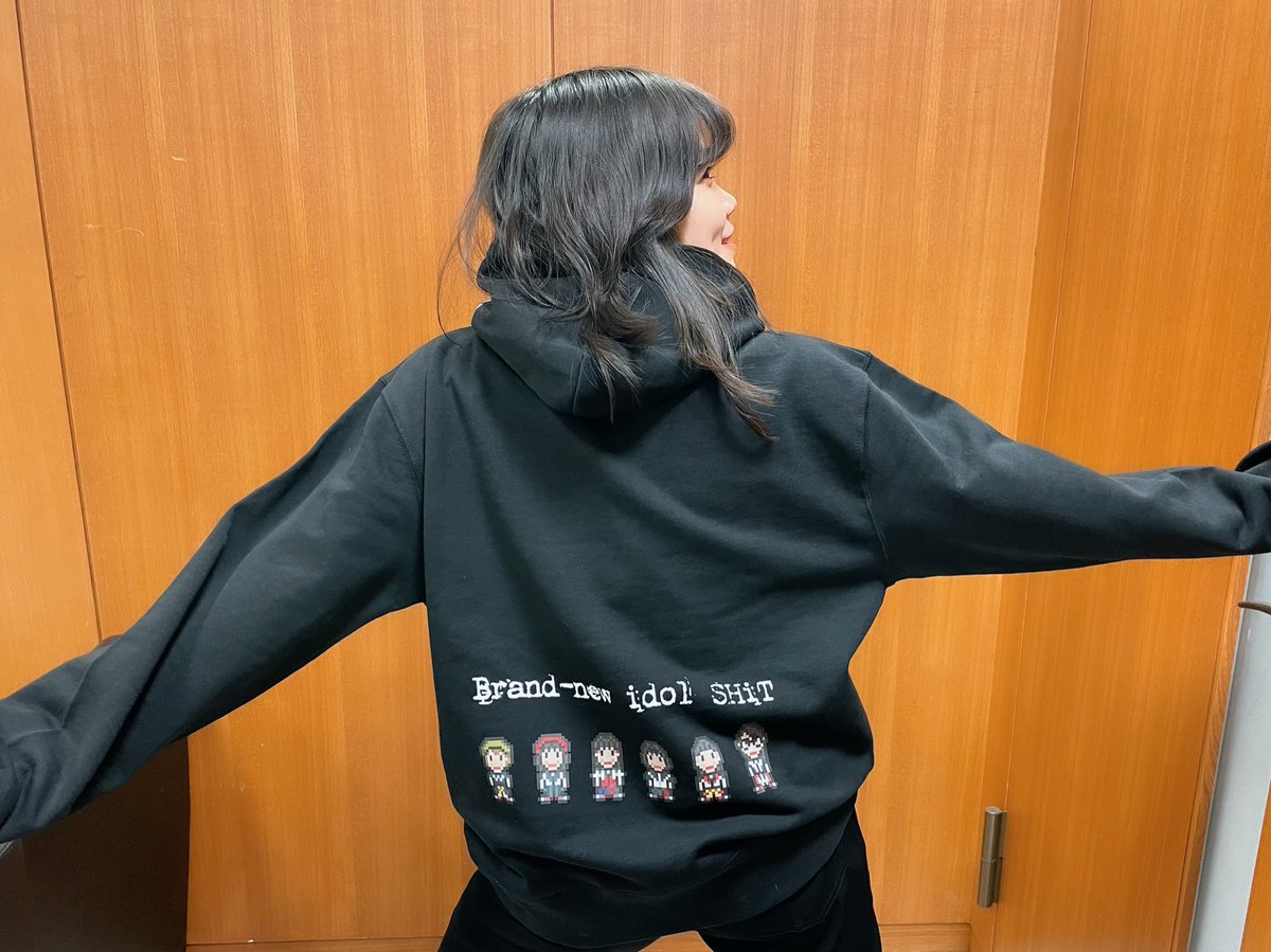 ピクセルパーカー🧶🧵 BiSH official SHOPにて 1/4から1/9まで受注受付