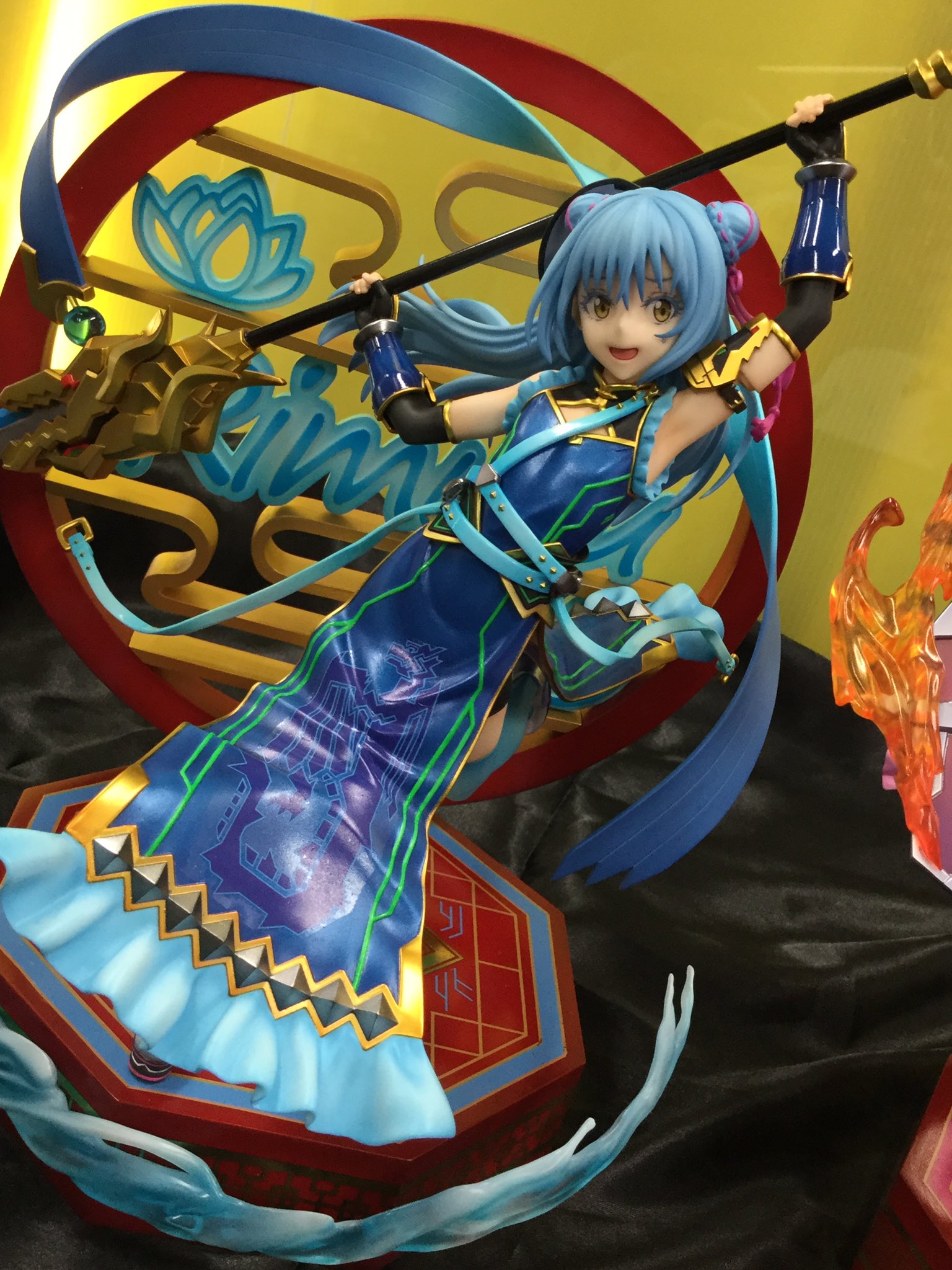 渋谷スクランブルフィギュア リムルテンペスト イーストリーム eStream