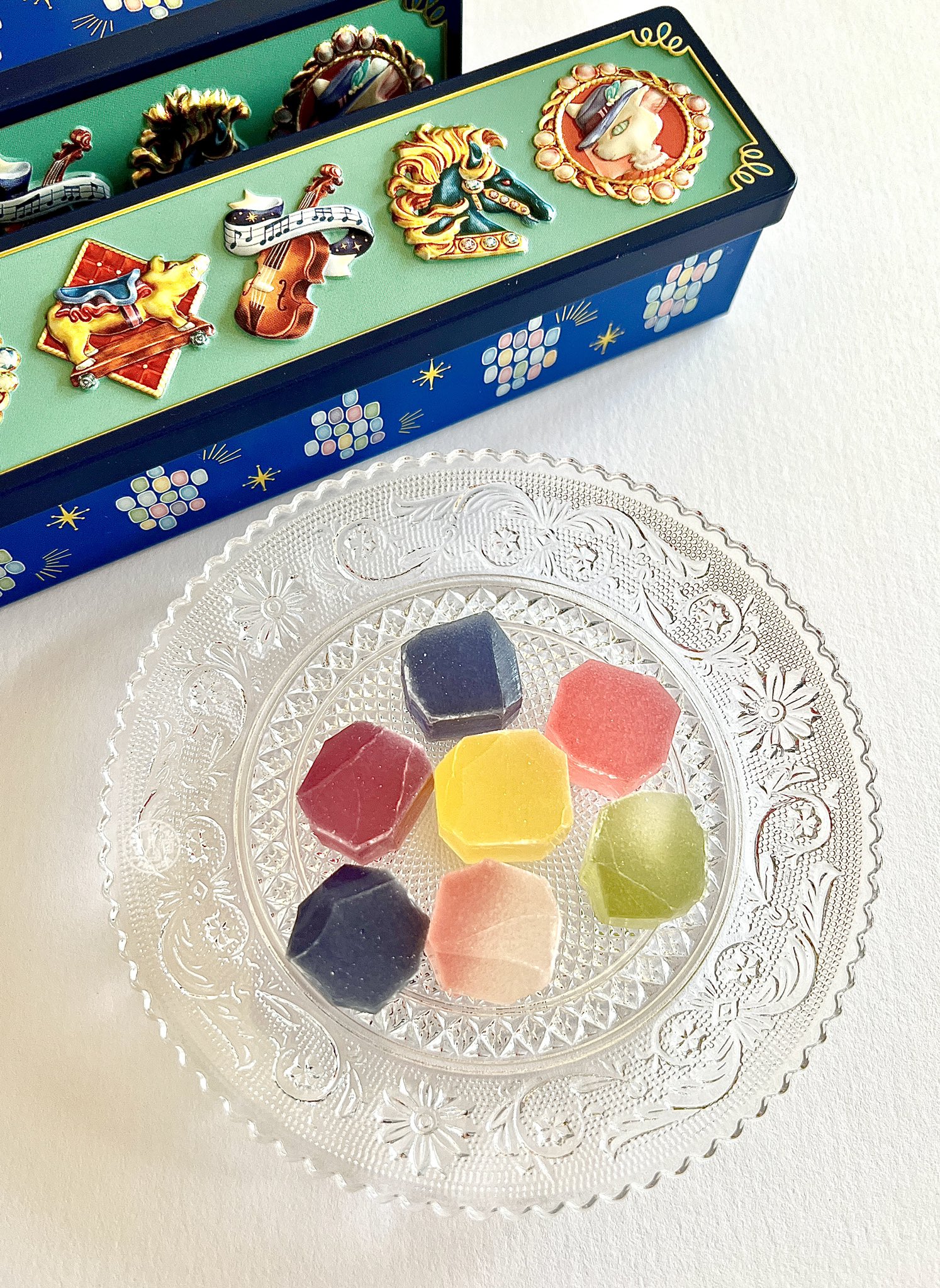 ジブリパーク耳をすませばビジュー缶