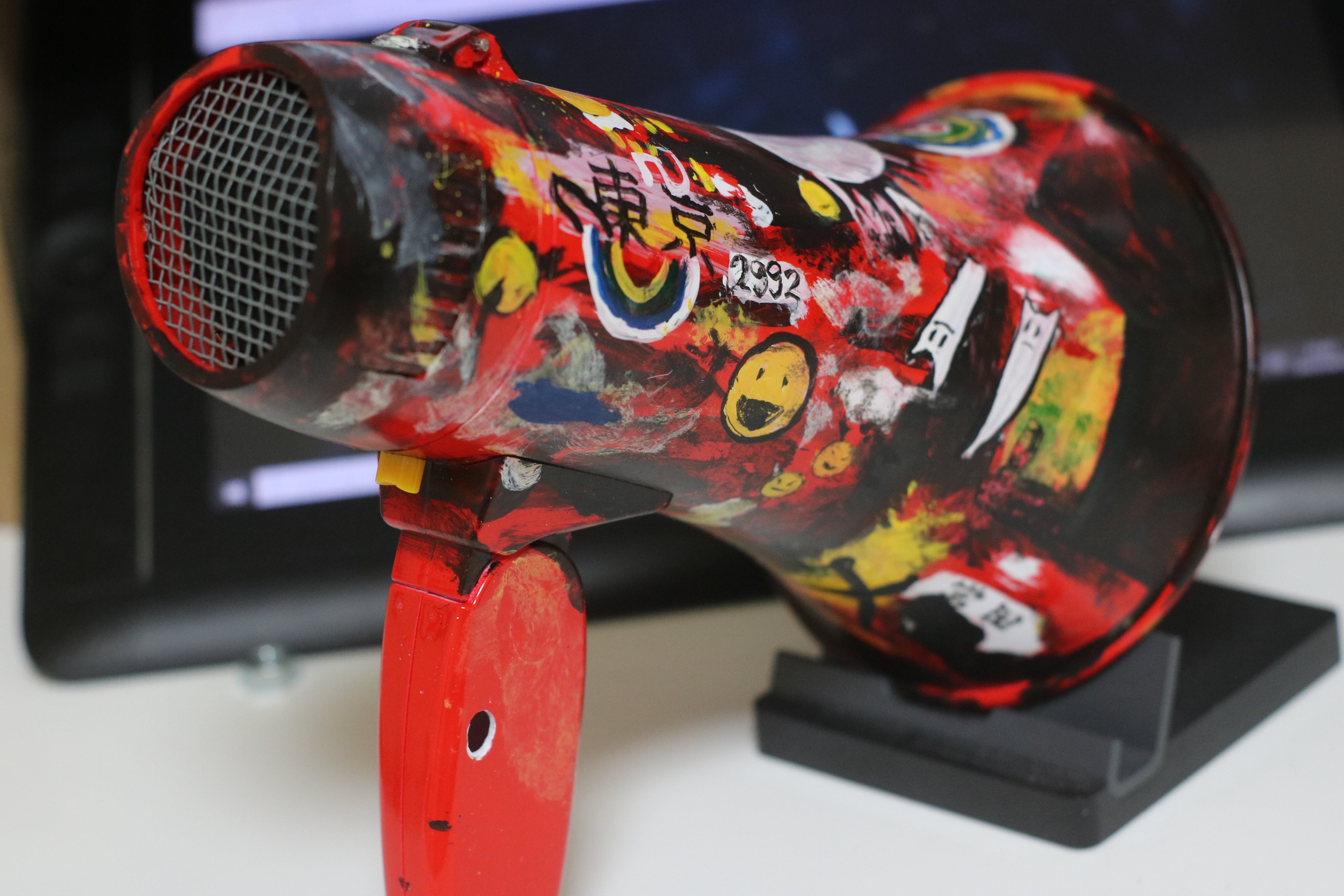 King Gnu メガホン スピーカー Red Bull レッドブル グッズ メガホン型