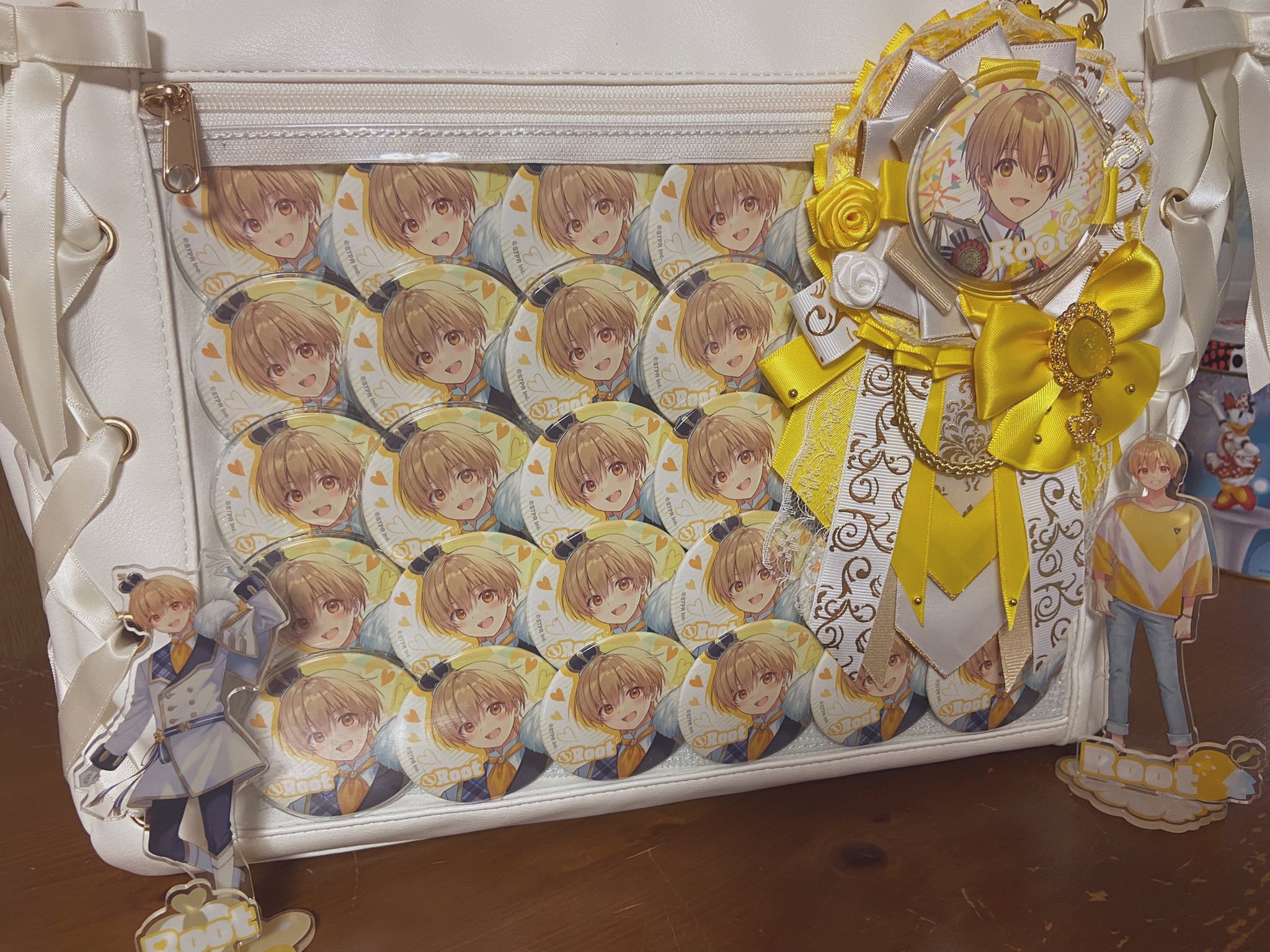 すとぷり るぅとくん 実写 缶バッジ 痛バック すとぷり るぅとくん