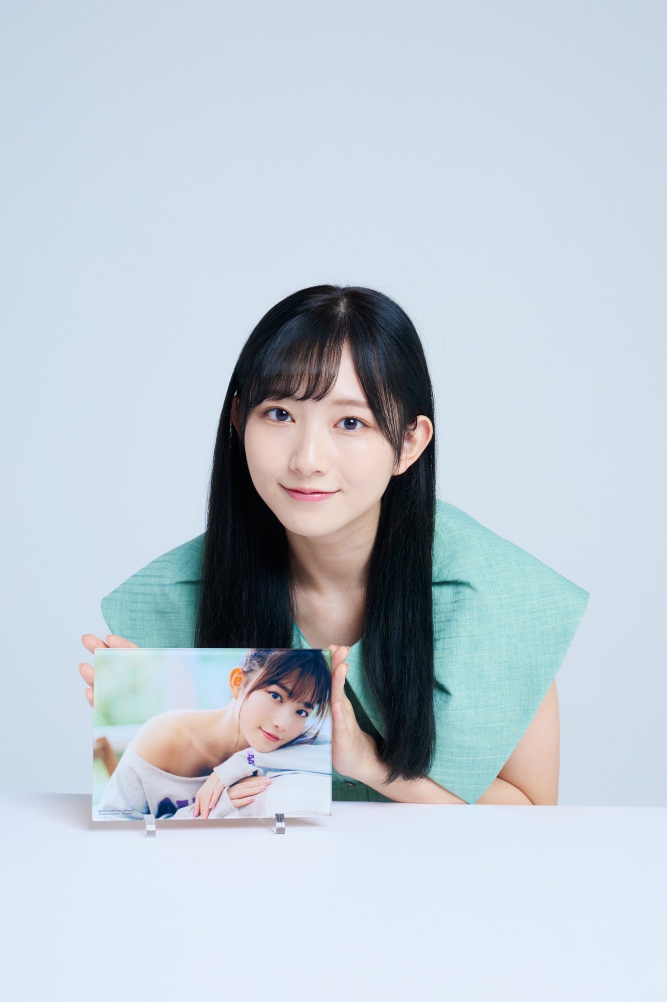 青山なぎさ直筆サイン入り缶バッジ 青山なぎさ直筆サイン入り缶バッジ