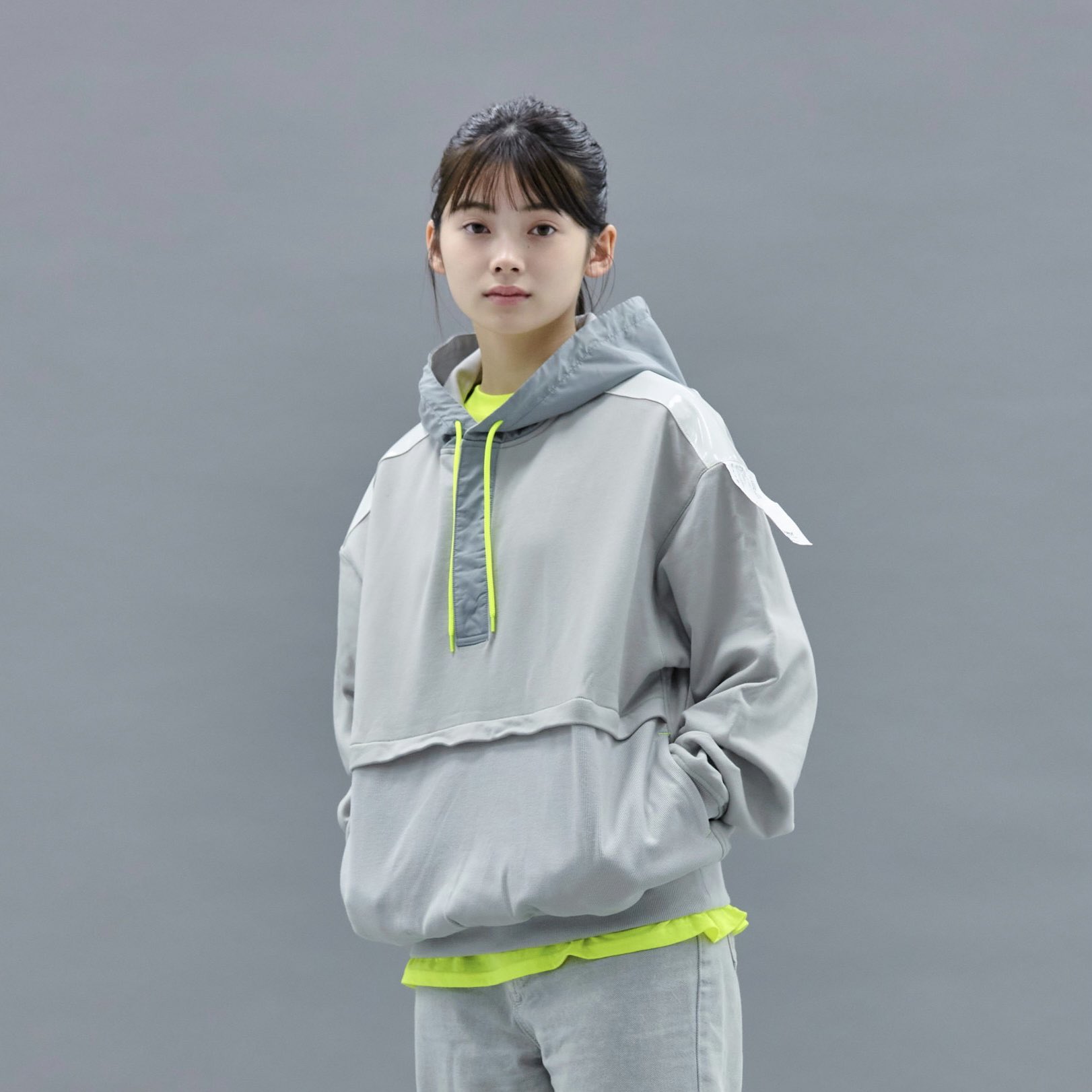 Vaundy Logo Hoodie フーディー FUSION