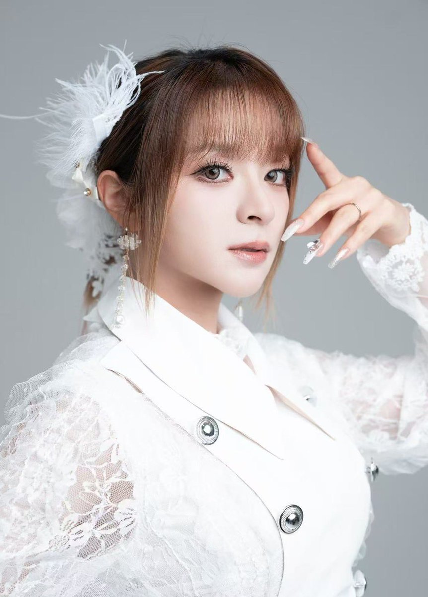 G46a8hiXwAAiOfv.jpg?format=jpg