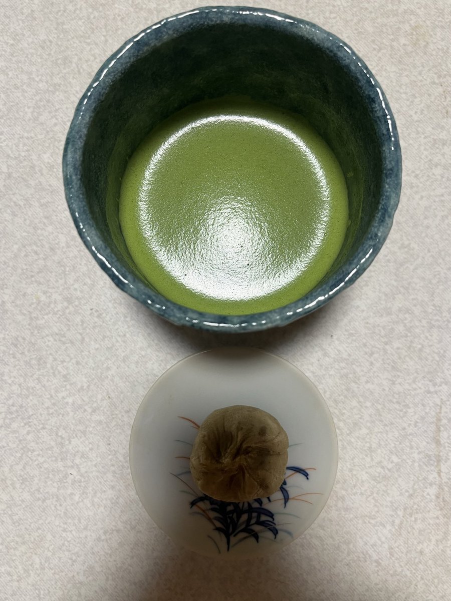 究極の美◇蔵から美しいエメラルドの透明な釉薬が掛けられた抹茶茶碗が