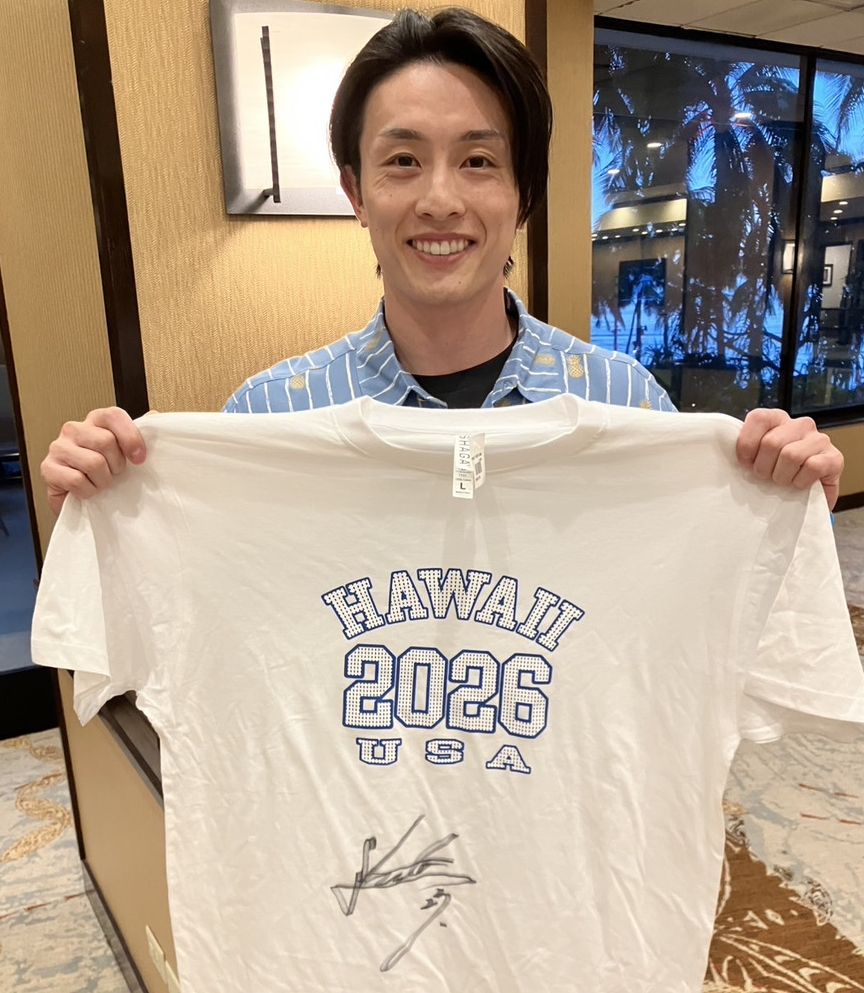レアプレゼント】 ハワイ優勝旅行に参加中の周東佑京選手が、 西スポ