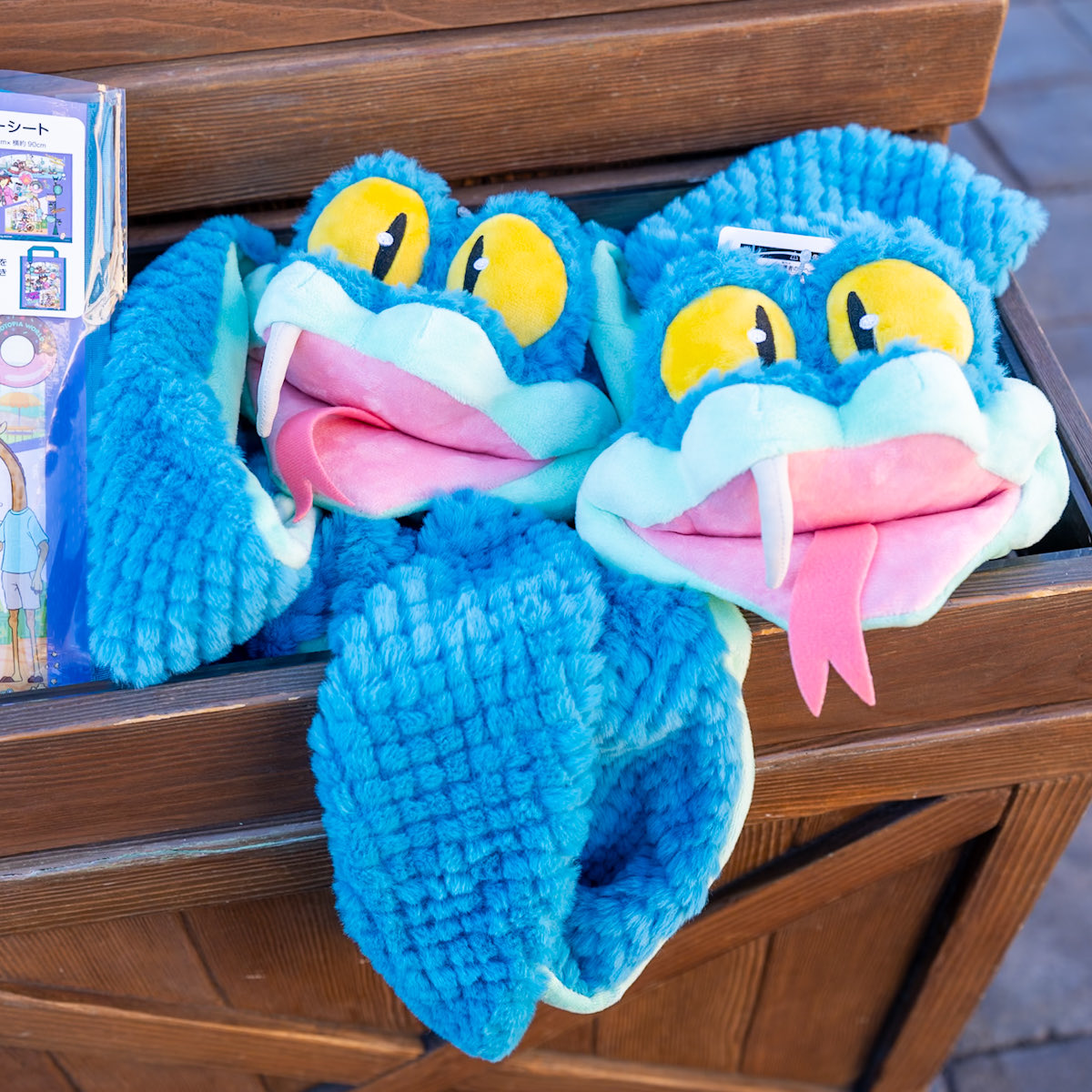 東京ディズニーリゾート 『ズートピア2』グッズ ゲイリーのマフラーが