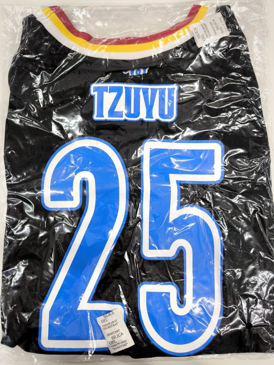 TWICE ツウィ ユニフォームタンクトップ TWICE ユニフォーム ツウィ