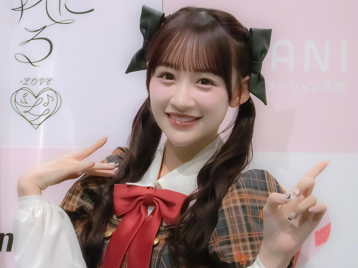 n*a様 イコラブ音嶋莉沙 直筆 生写真 チュウ 木漏れ日メゾフォルテ n*a