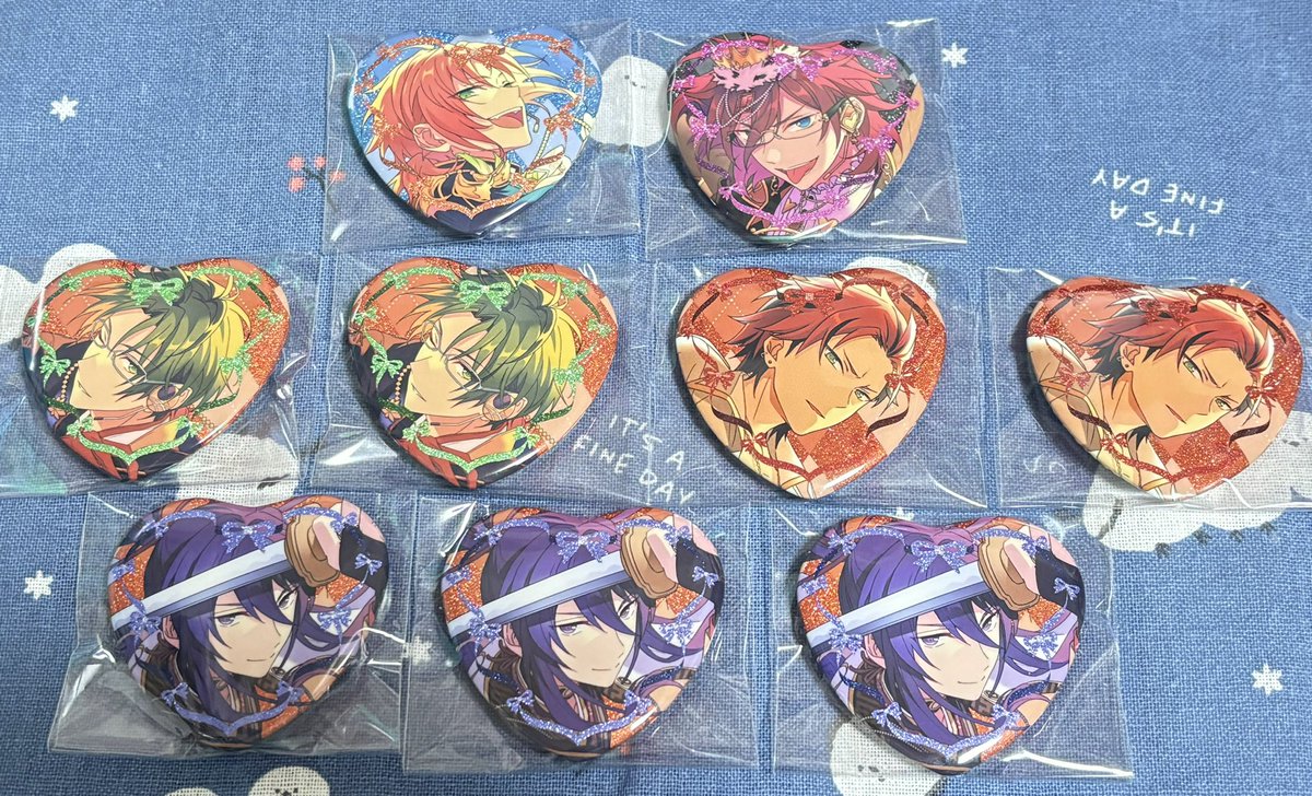 あんスタ 巴日和 ラメキラハートカンバッジ 缶バッジ あんスタ 巴日和