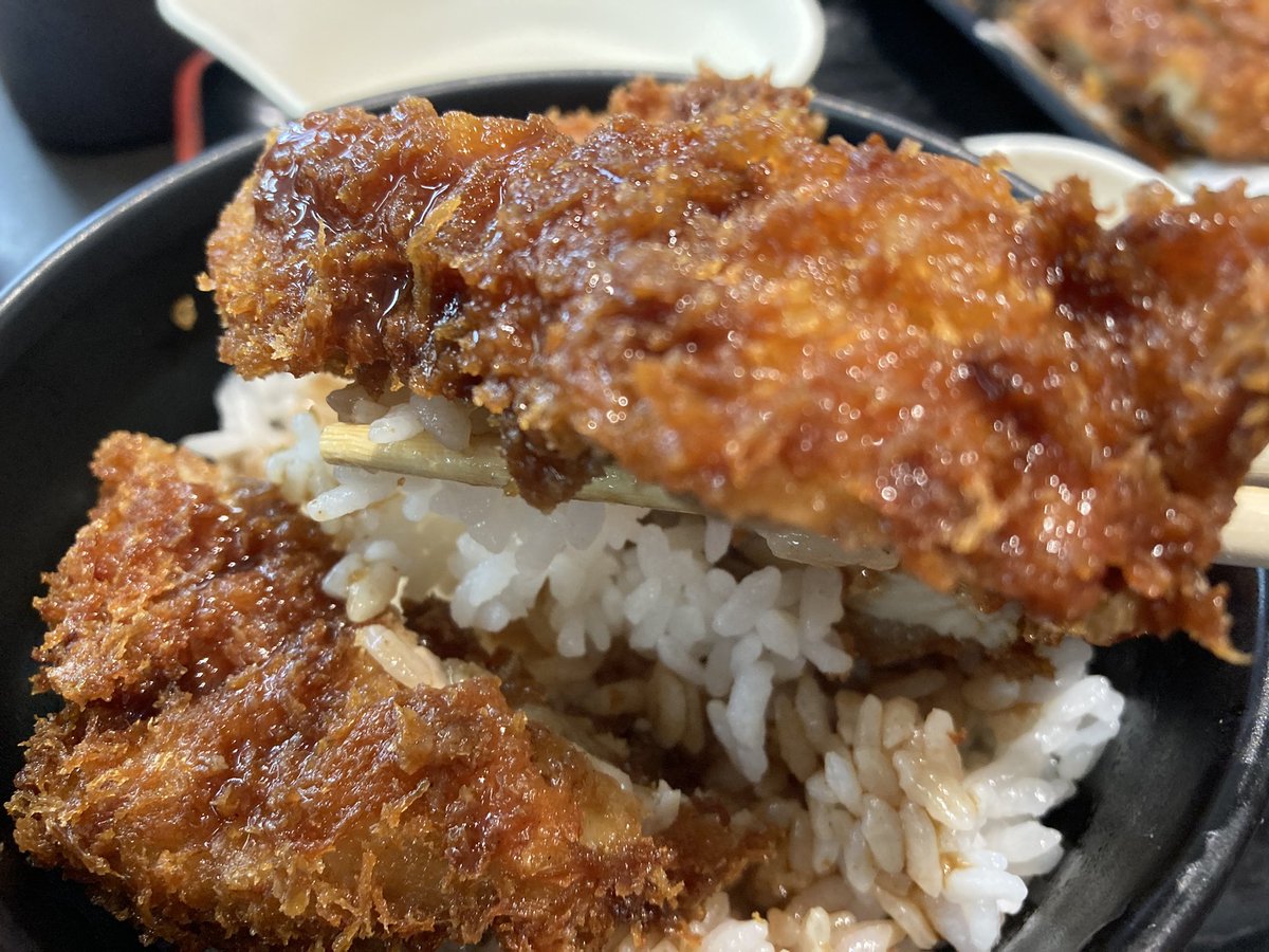 定期】 #にわとりの日🐔