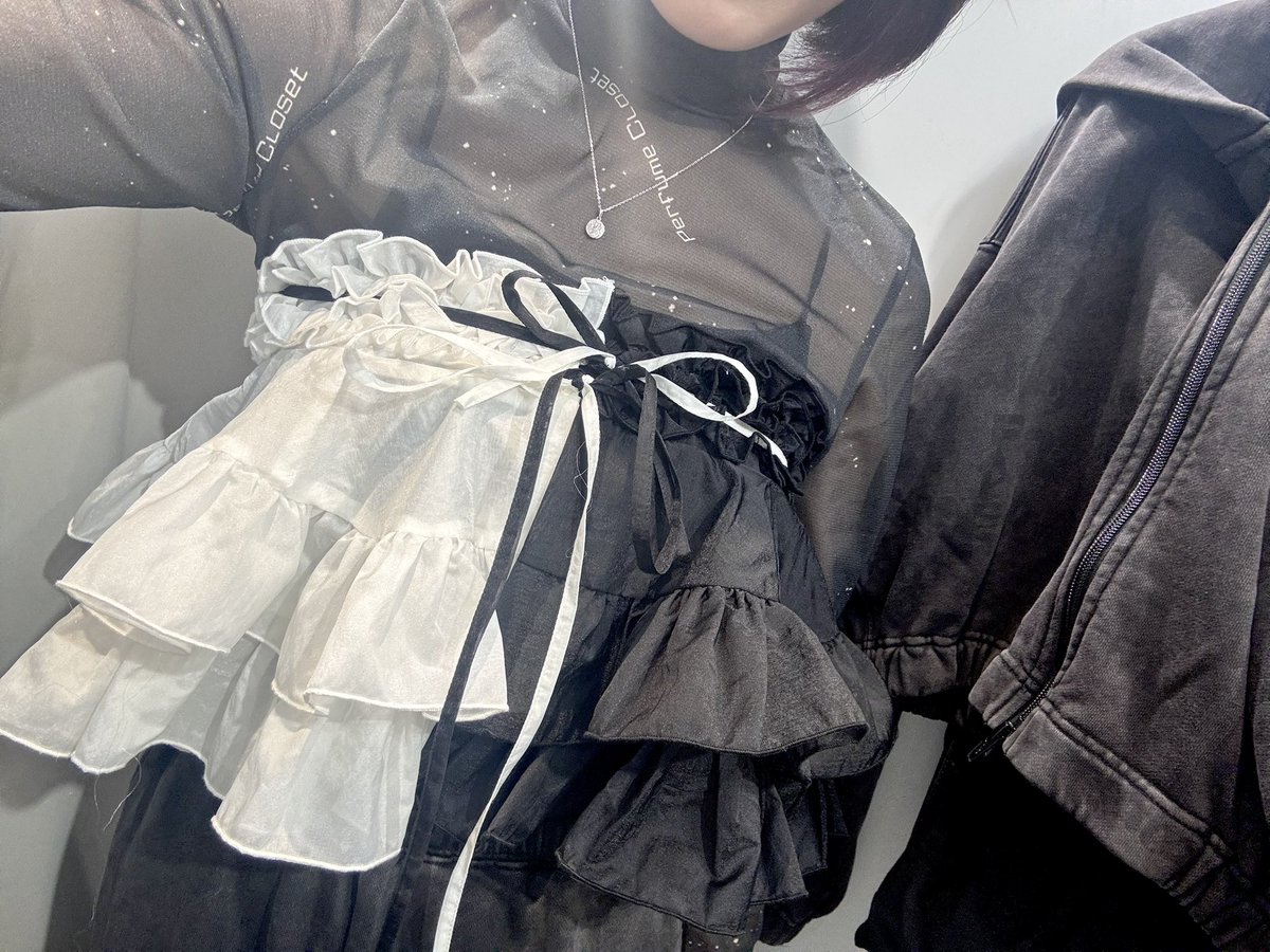 大幅値下げ中】Perfume closet ブラウス 黒 Perfume closet ブラウス