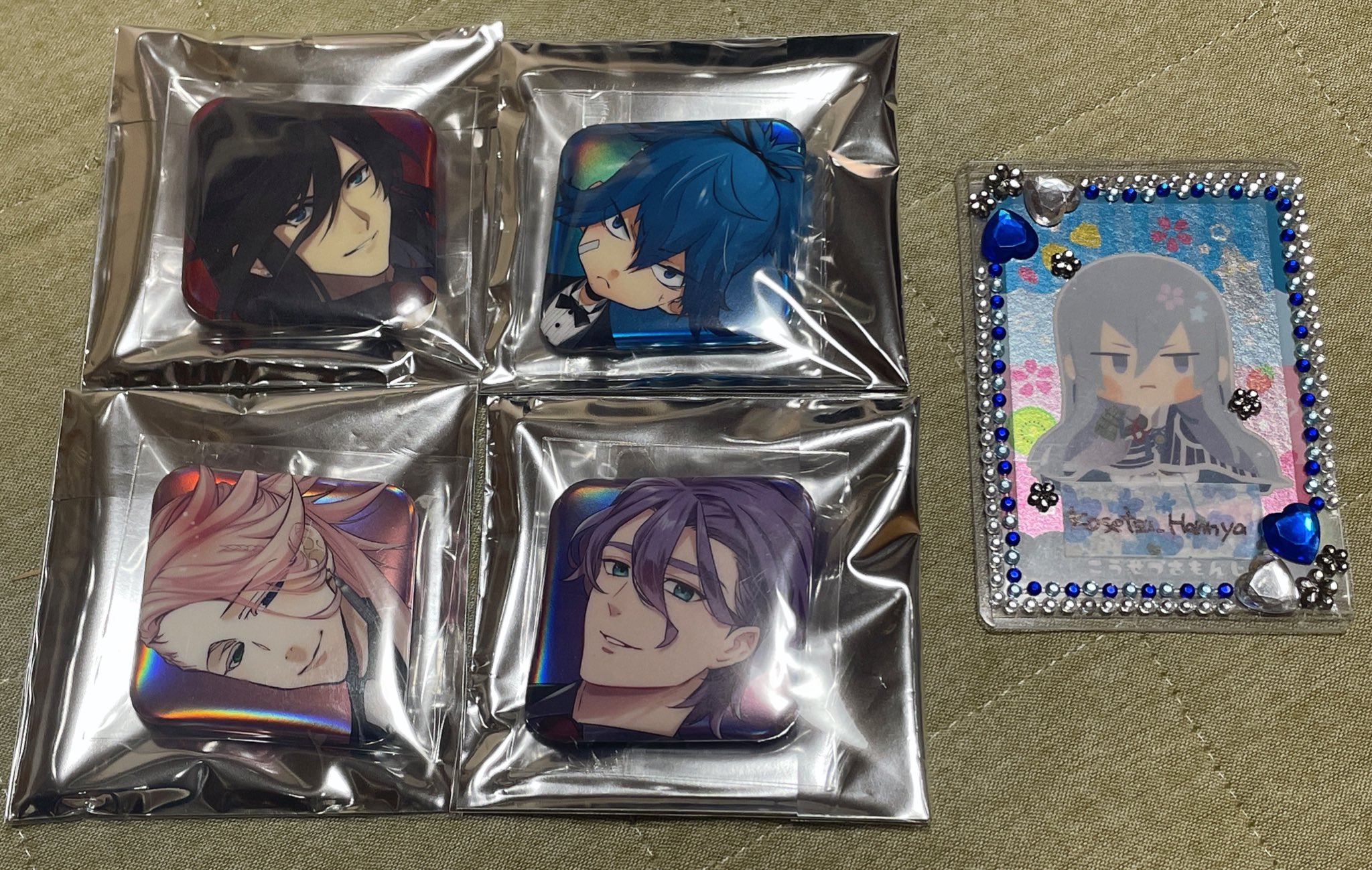 ⚠️最終値下げ】刀剣乱舞 とうらぶ 大本丸博 祝装 スクエア缶バッジ 雲