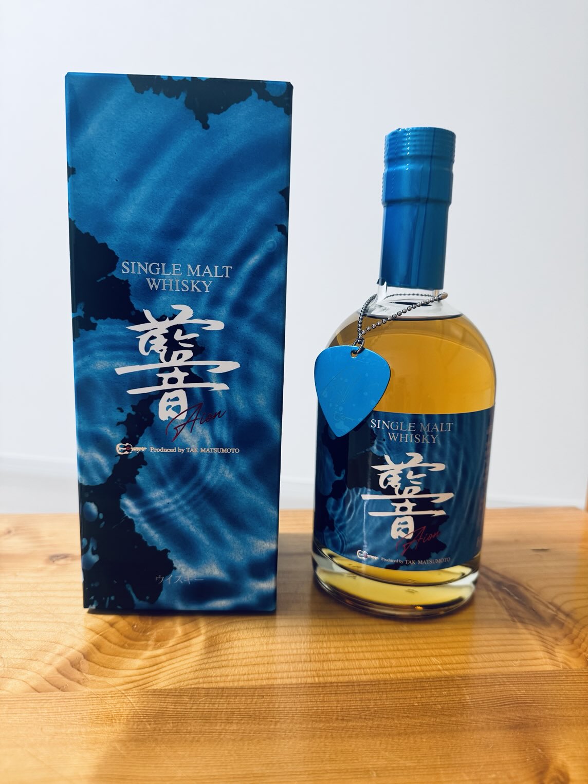 B'z Tak Matsumoto 響 Aion ウイスキー 500ml